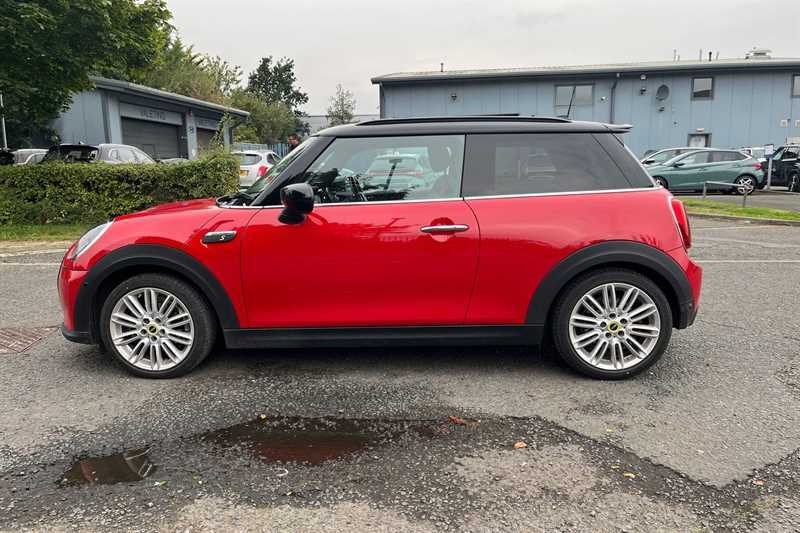 Mini Electric Cooper Se 32.6Kwh Level 3 Hatchback A Red #4