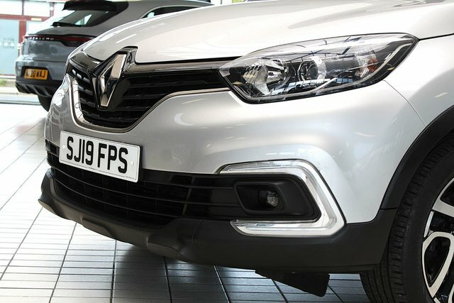 Renault Captur Tce Energy Iconic Suv Silver #2