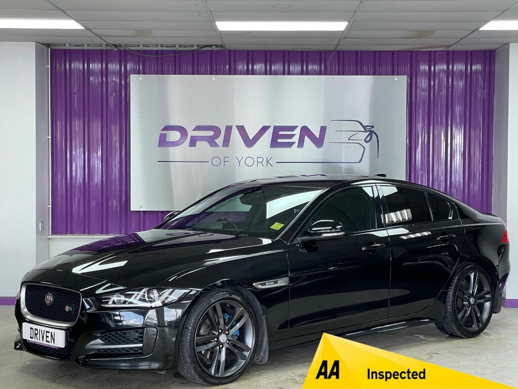 Jaguar XE Diesel Black
