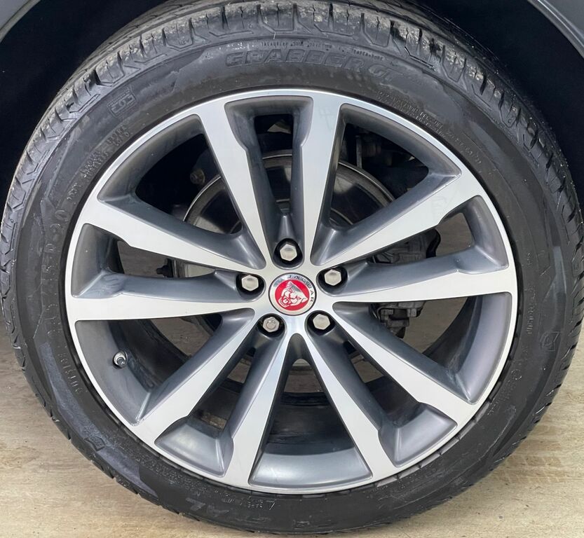 Jaguar E-Pace Red #12