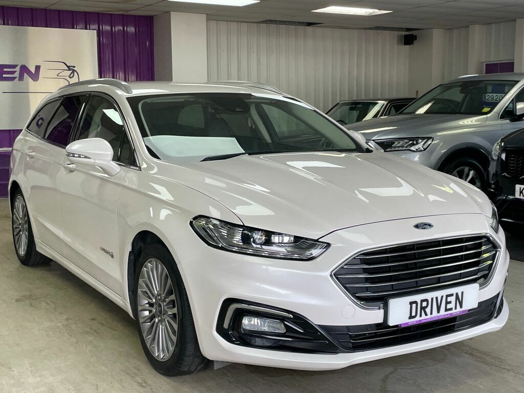 Ford Mondeo Hybrid White #4