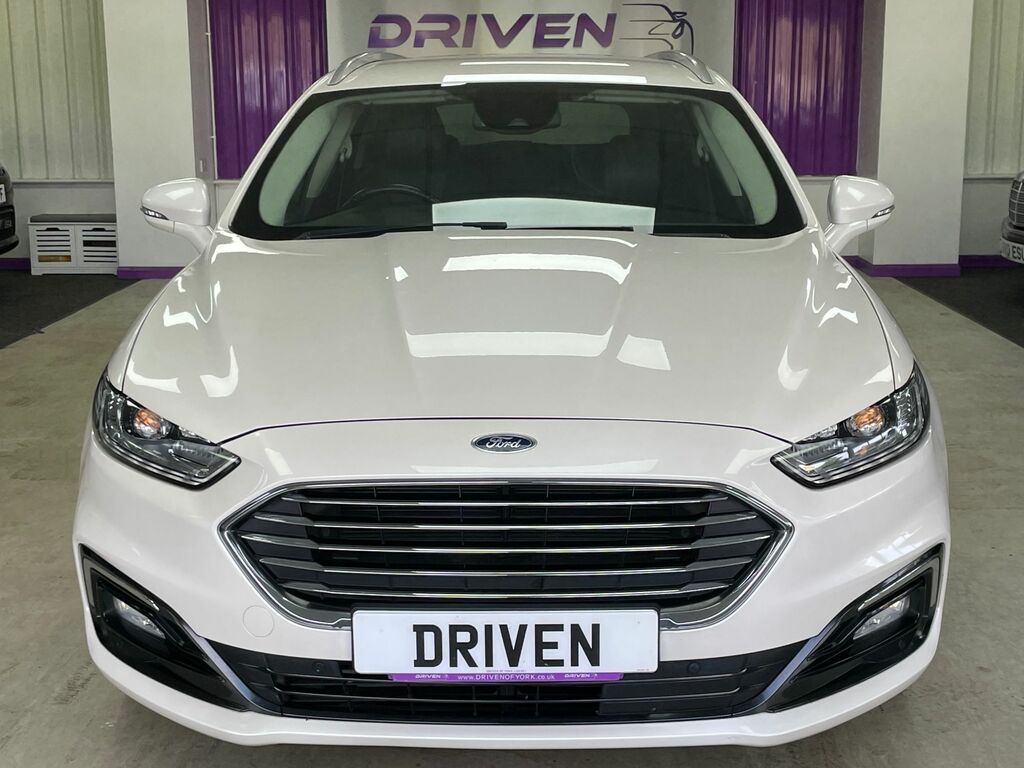 Ford Mondeo Hybrid White #5