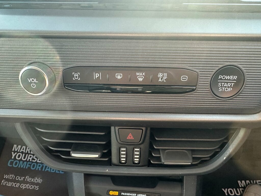 Ford Transit Courier Active Silver #22