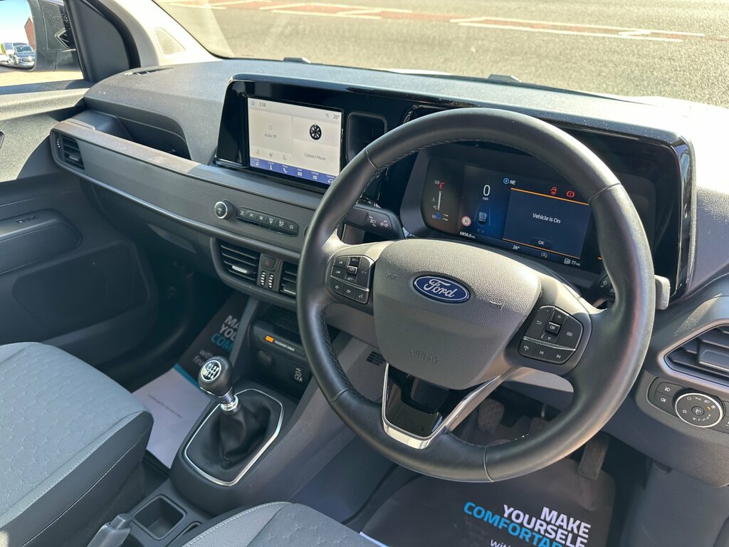 Ford Transit Courier Active Silver #17