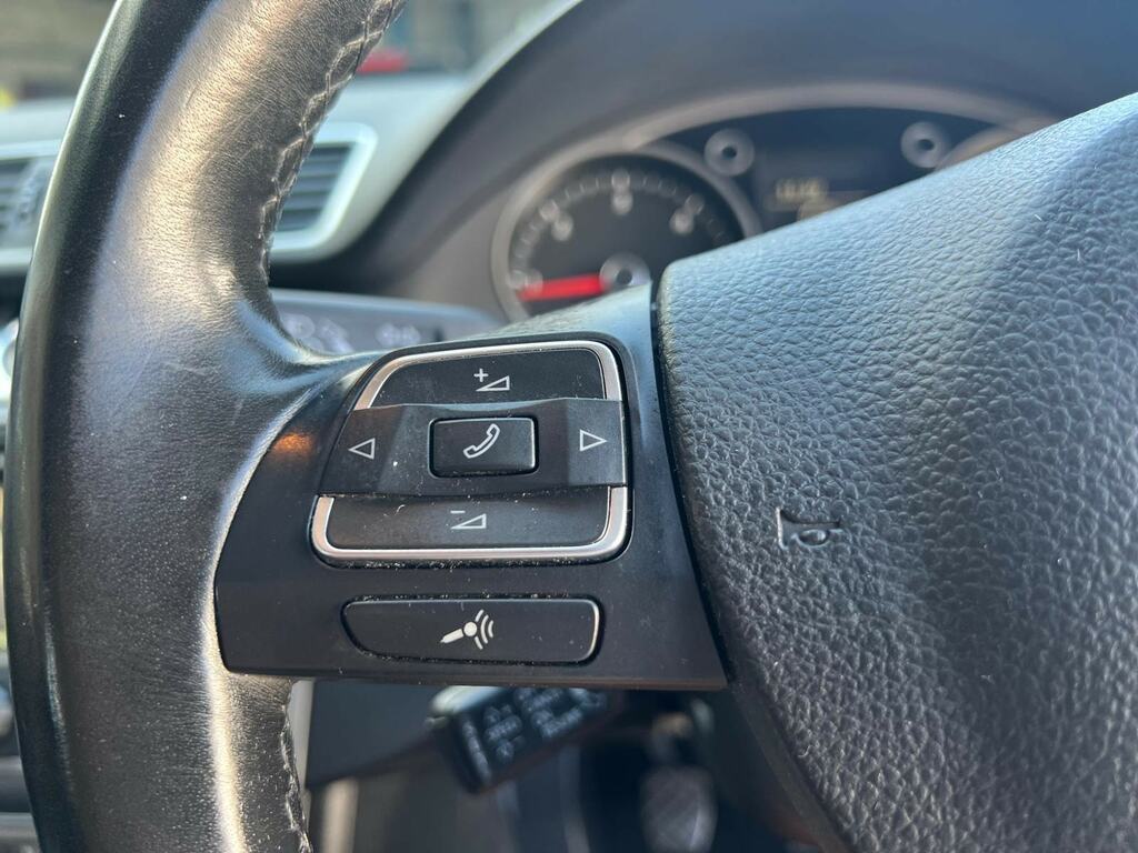 Volkswagen Passat Saloon Bluemotion Tdi 201161 Blue #13