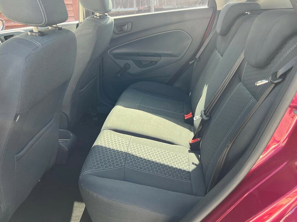 Ford Fiesta 1.25 Edge White #12