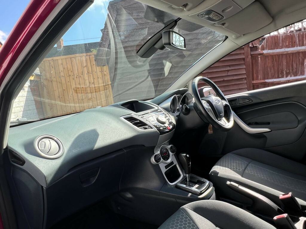 Ford Fiesta 1.25 Edge White #21
