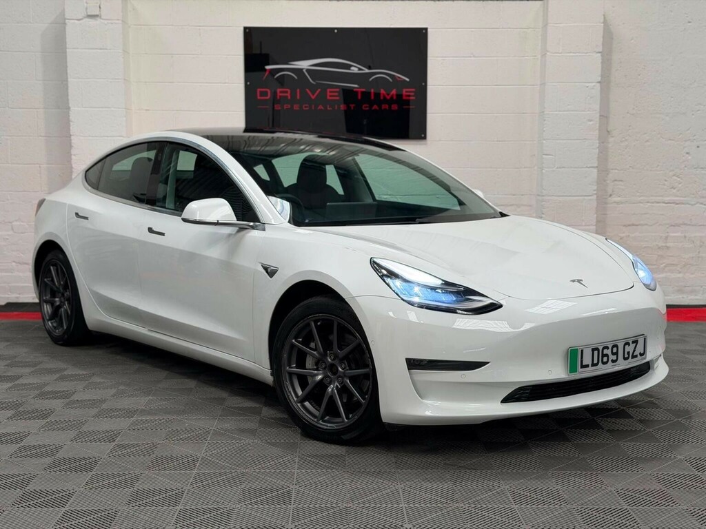 Tesla Model 3 Model 3 Long Range Awd White