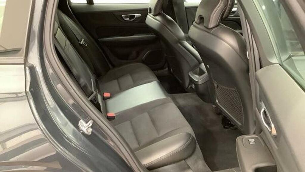 Volvo V60  White #12