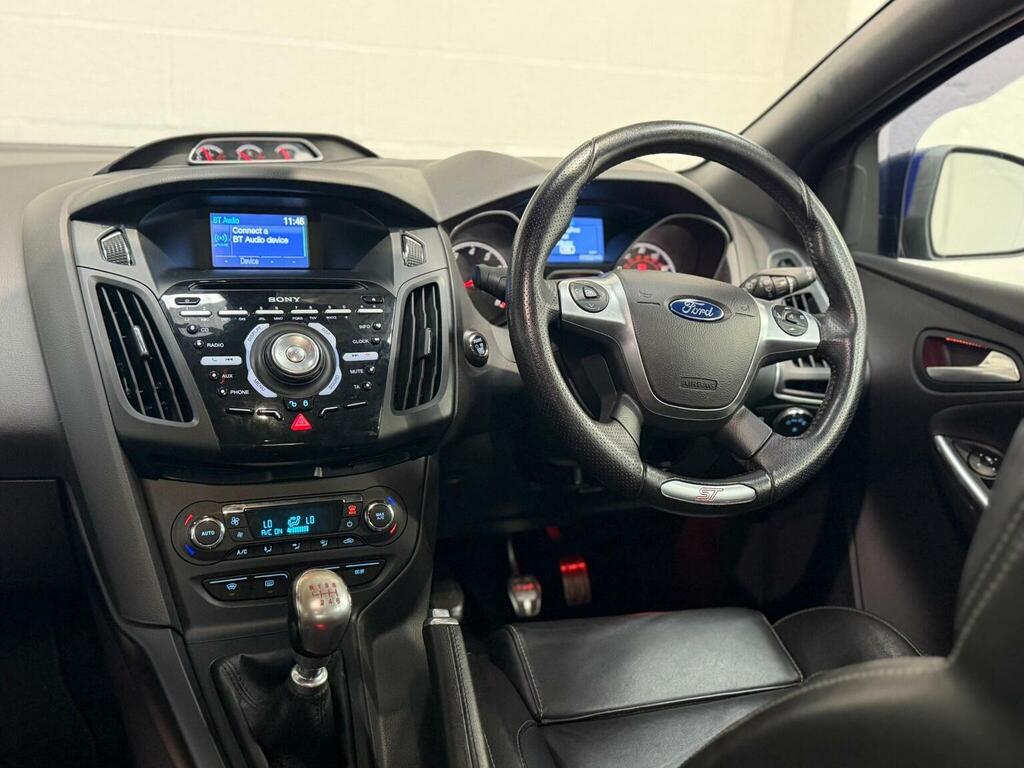 Ford Focus St-3 Black #14