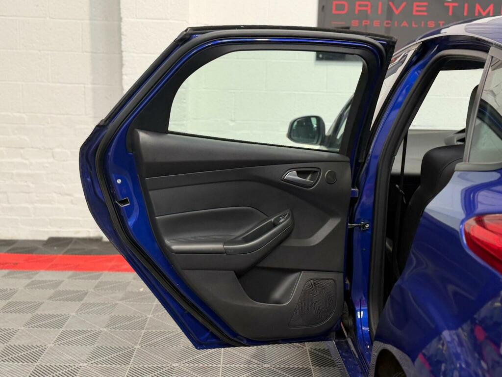 Ford Focus St-3 Black #23