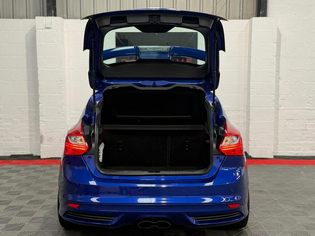 Ford Focus St-3 Black #35