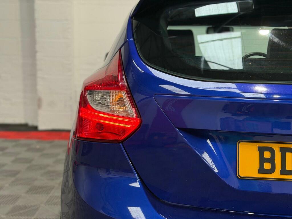 Ford Focus St-3 Black #8