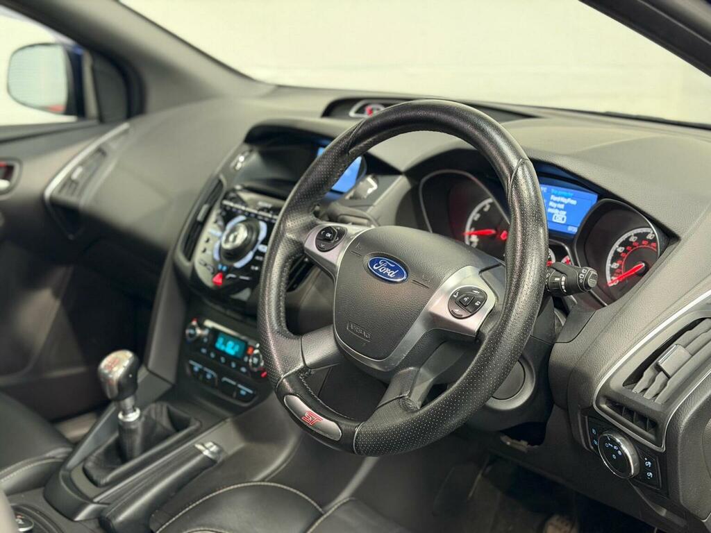 Ford Focus St-3 Black #12