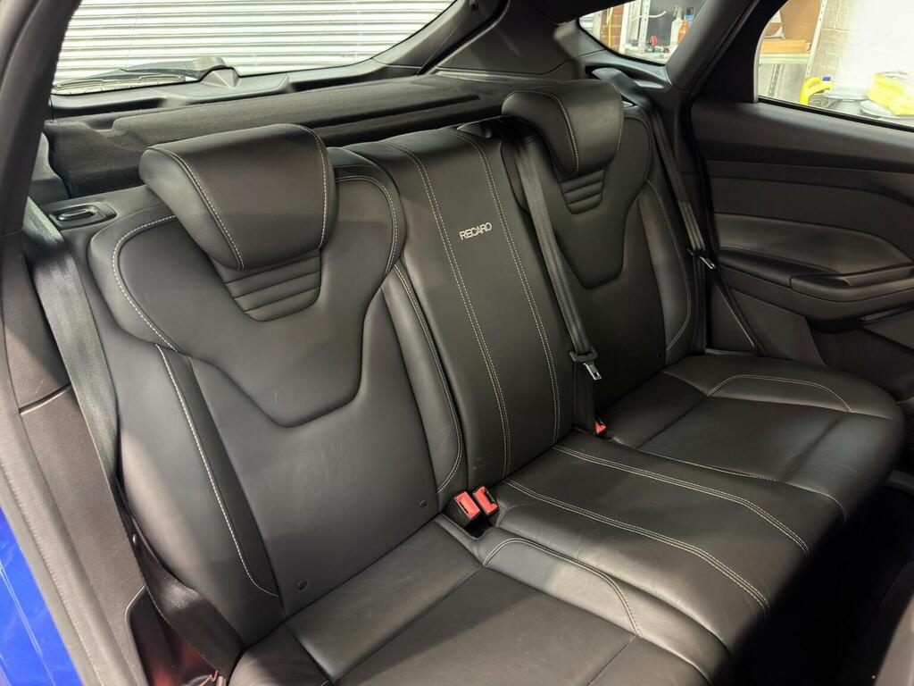 Ford Focus St-3 Black #20