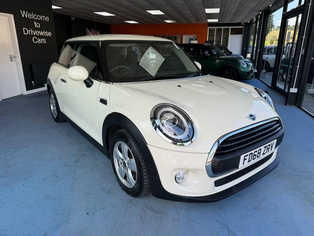 Mini Hatch Hatchback 1.5 One Classic Euro 6 Ss 20196 FD68ZRV White #3