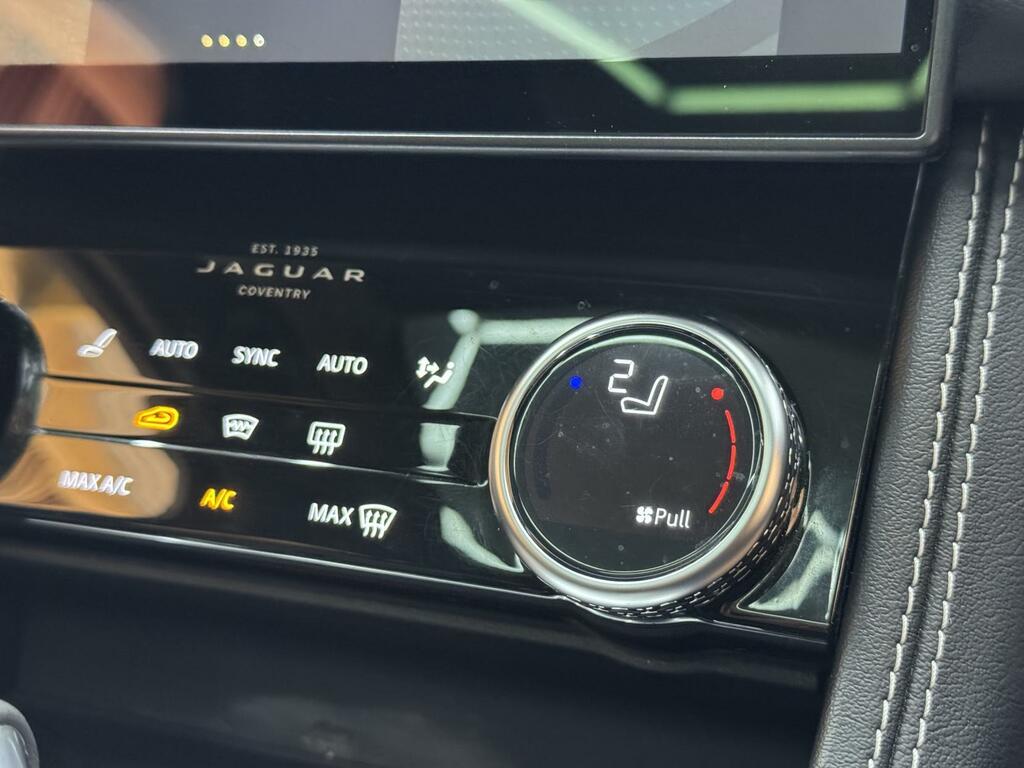 Jaguar F-Pace 2.0 D200 R-dynamic S 4Wd Grey #46
