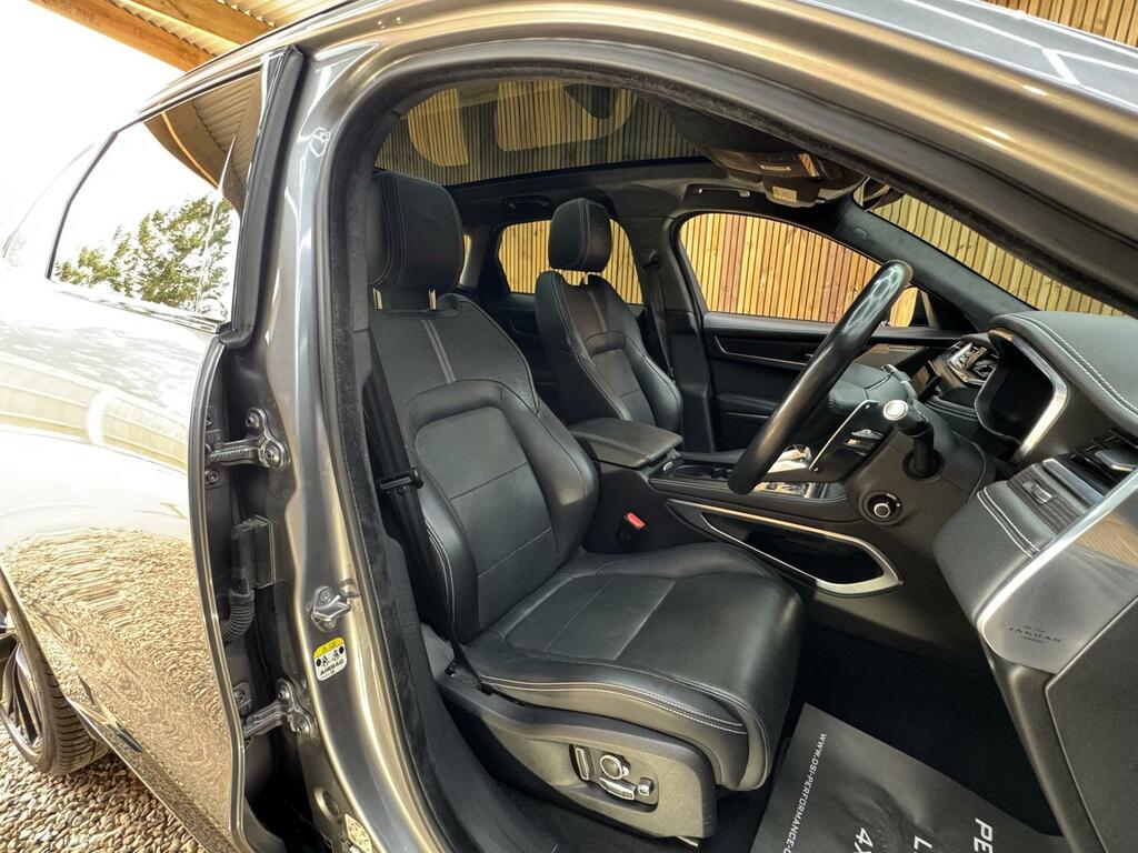 Jaguar F-Pace 2.0 D200 R-dynamic S 4Wd Grey #15