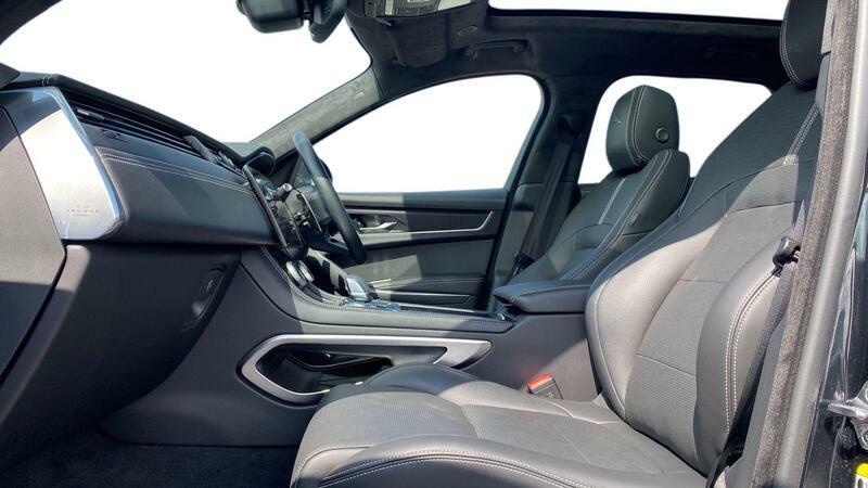 Jaguar F-Pace 2.0 D200 R-dynamic Hse Black 90Th Anniversary Edit Black #3