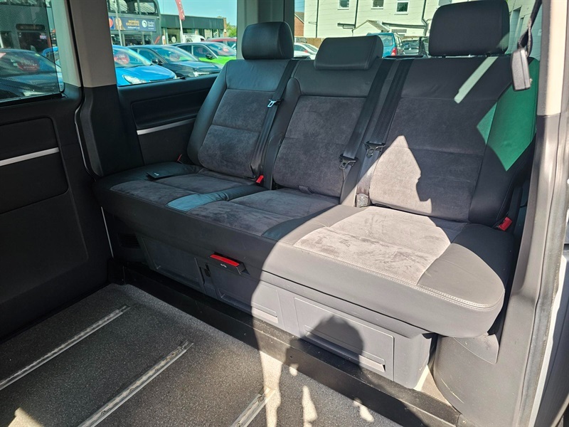 Volkswagen Caravelle 2.0 Tdi Executive Mpv Dsg Euro 5 140 P Silver #5