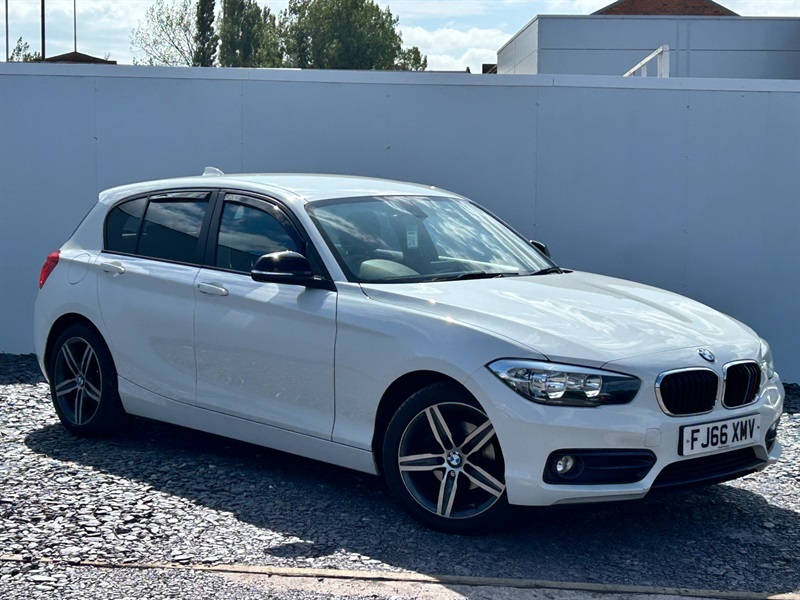BMW 1 Series 1.5 118I Sport Hatchback Euro 6 White