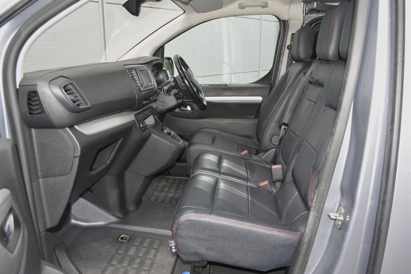 Vauxhall Vivaro 100Kw Ultimate L 50Kwh Black #8