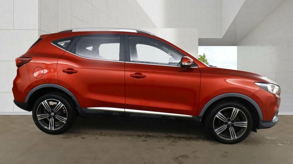 MG ZS 1L Exclusive LF20UCA Red #6