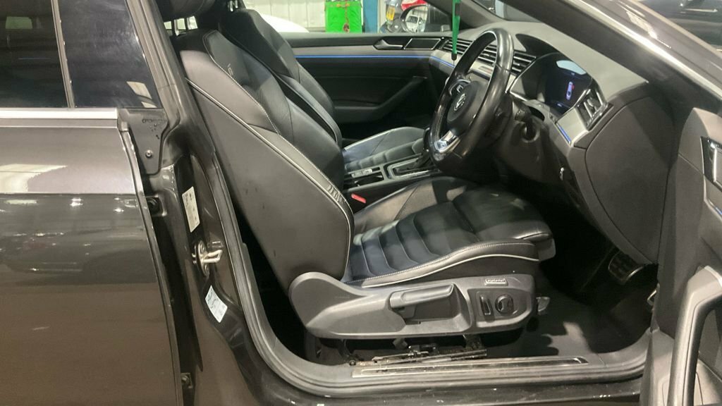 Volkswagen Arteon 2L R-line Grey