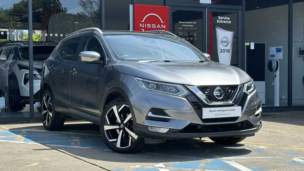Nissan Qashqai 1.3 Dig-t 160N-motion Dct White