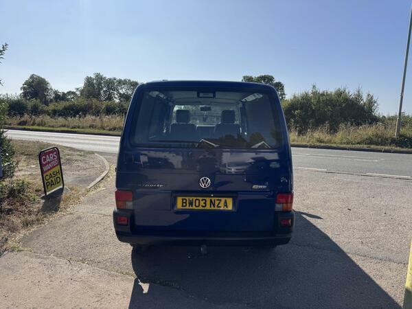 Volkswagen Transporter Van 200303 White #6