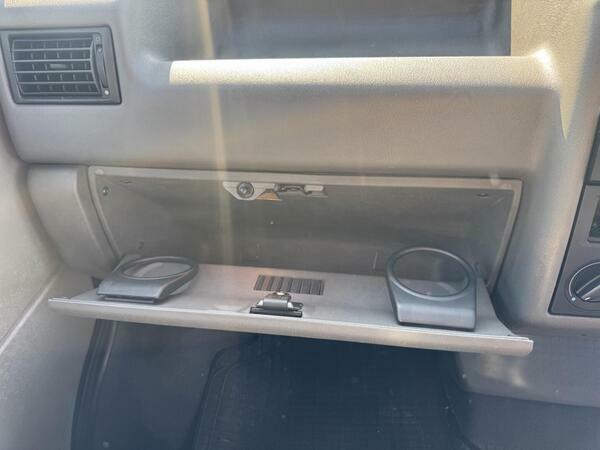 Volkswagen Transporter Van 200303 White #22