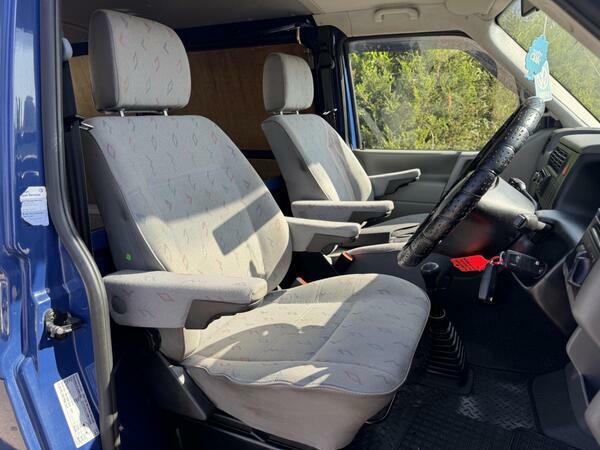 Volkswagen Transporter Van 200303 White #13