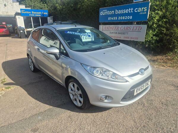 Ford Fiesta 1.4 Titanium Silver