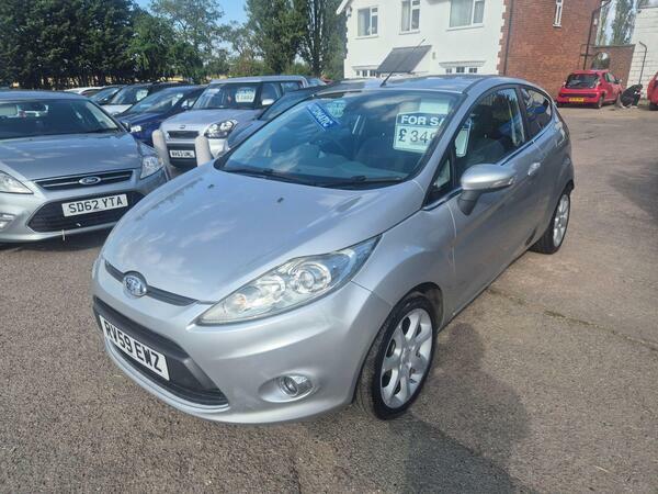 Ford Fiesta 1.4 Titanium RV59EWZ Silver #2
