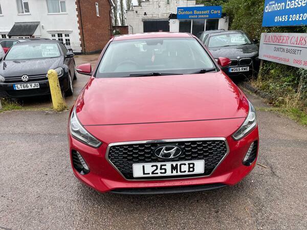 Hyundai I30 1.4 T-gdi Blue Drive Se Nav Euro 6 Ss Red #6