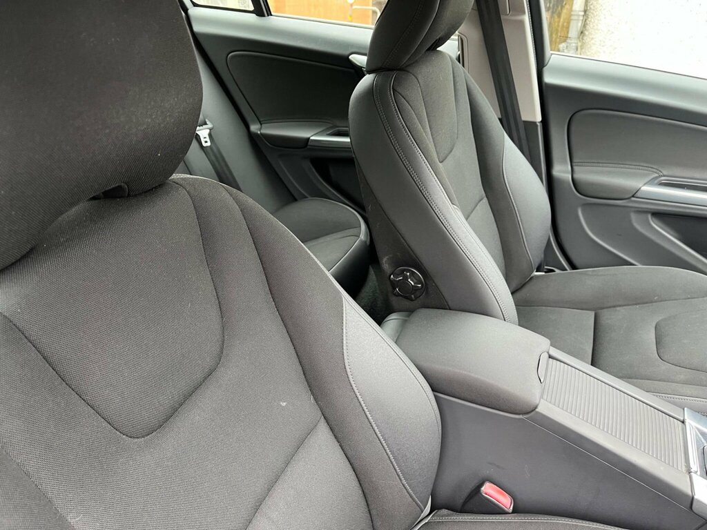 Volvo S60 D2 115 Se Nav Powershift Blue #11