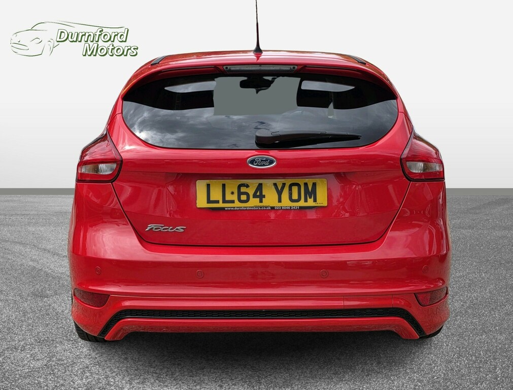 Ford Focus Hatchback 1.6 Tdci Zetec S 201464 LL64YOM Red #5