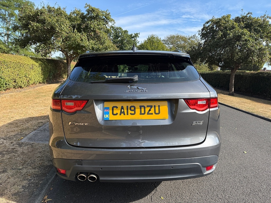 Jaguar F-Pace D180 R-sport U3716 Ulez CA19DZU Grey #4