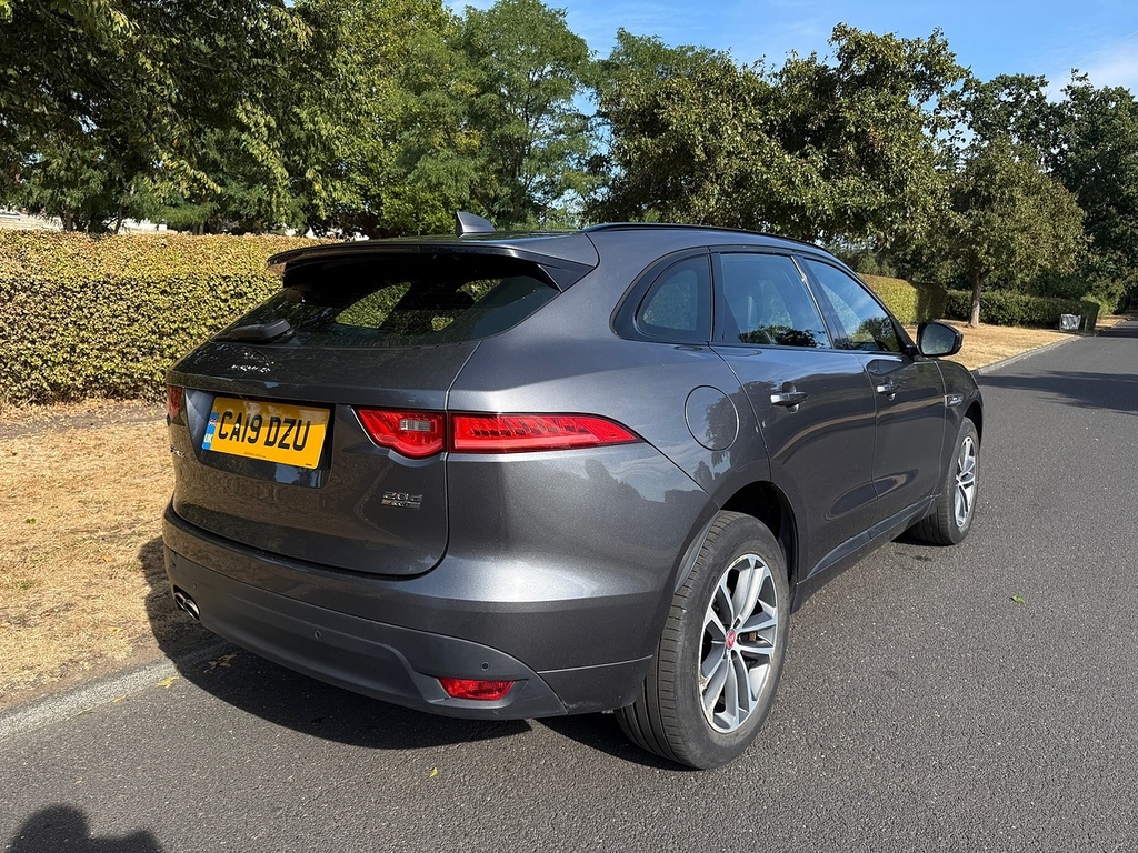 Jaguar F-Pace D180 R-sport U3716 Ulez CA19DZU Grey #3