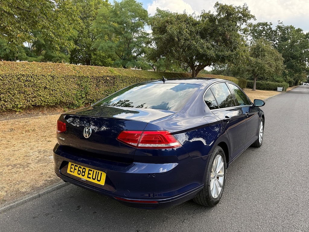 Volkswagen Passat Tsi Evo Se Business U3719 Ulez EF68EUU Blue #3