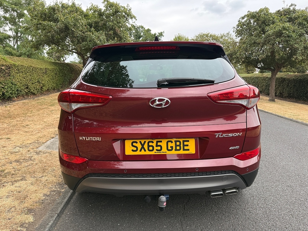 Hyundai Tucson Crdi Premium Se U3689 Ulez Red #5