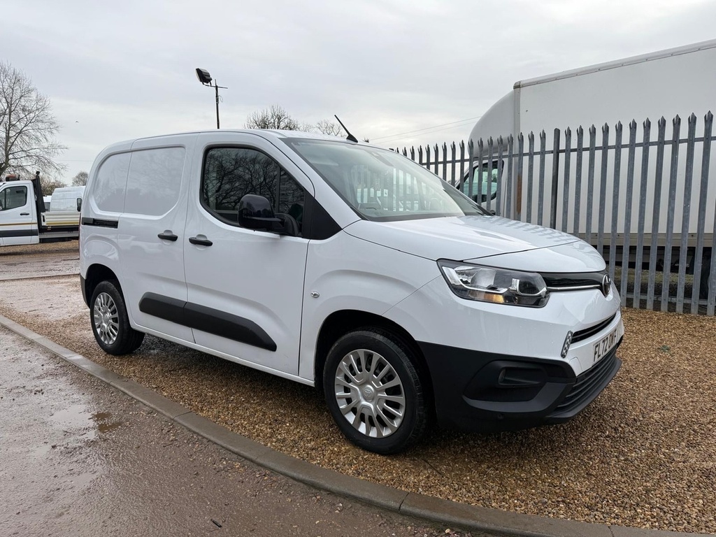 Toyota Proace City 1.5 Bluehdi Icon L1 H1 Swb Panel Van - White White