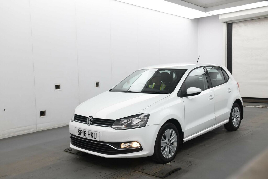 Volkswagen Polo Hatchback 1.2 Tsi Bluemotion Tech Se Euro 6 Ss White