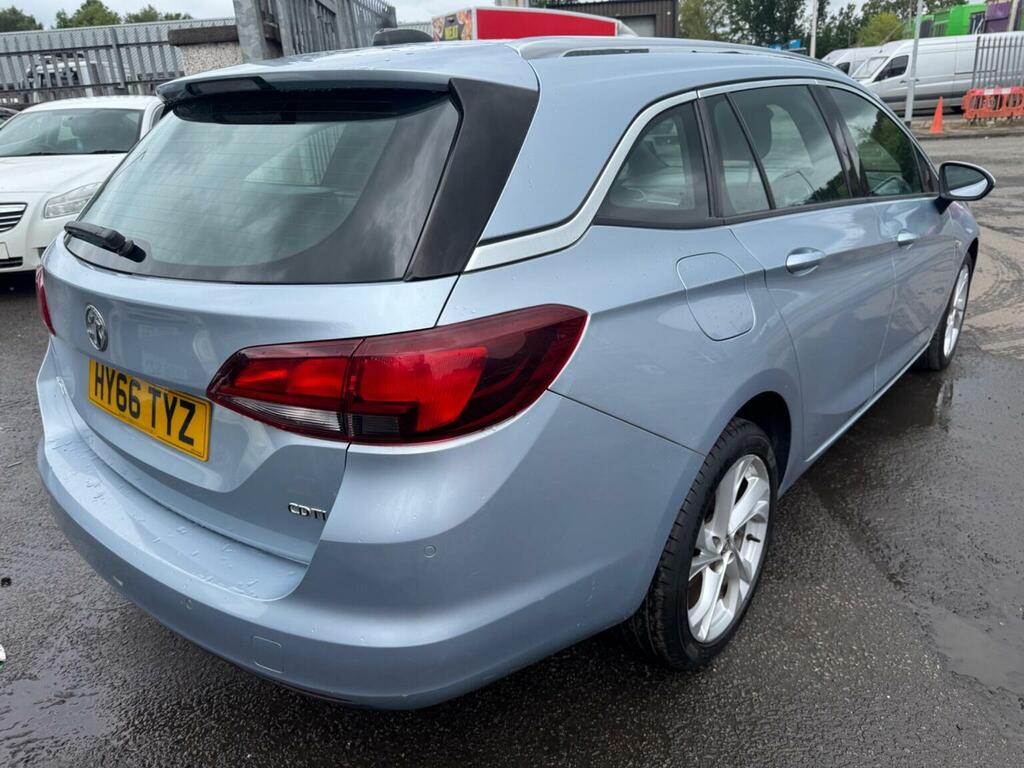 Vauxhall Astra Estate 1.6 Cdti Sri Sports Tourer Euro 6 Silver #4