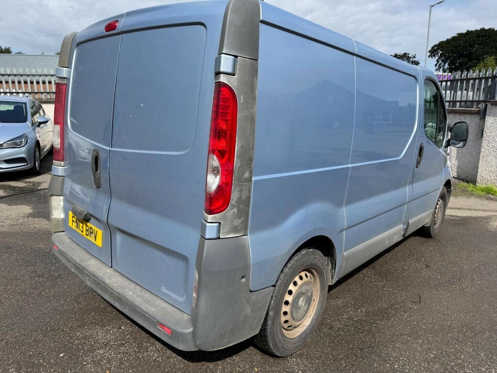 Vauxhall Vivaro Panel Van Silver #3