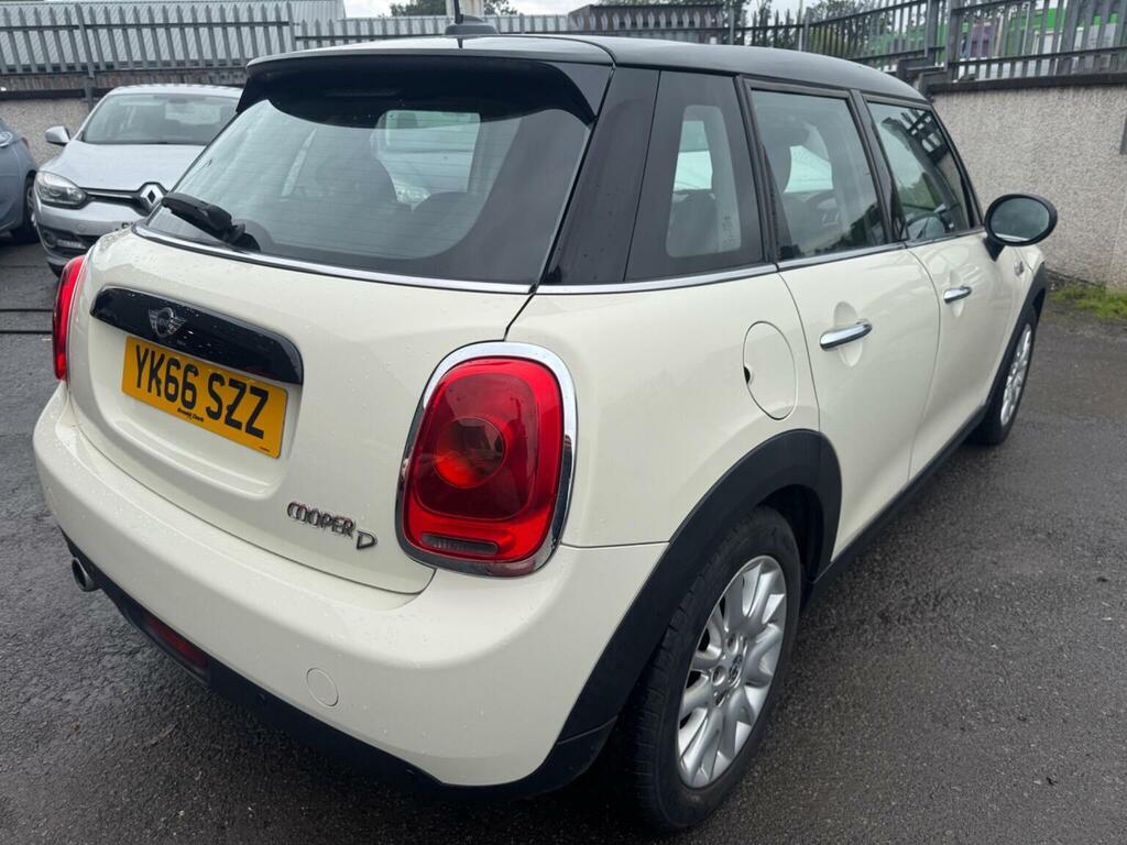 Mini Hatch Hatchback 1.5 Cooper D Euro 6 Ss 201666 YK66SZZ White #3