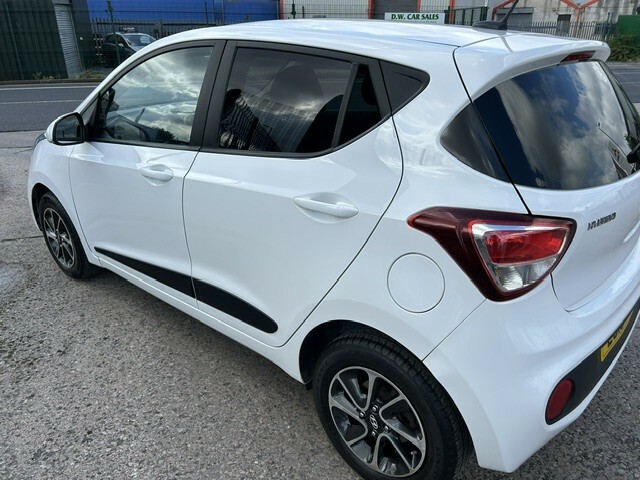 Hyundai I10 1.0 I10 Prem 1.0 My17 White #6