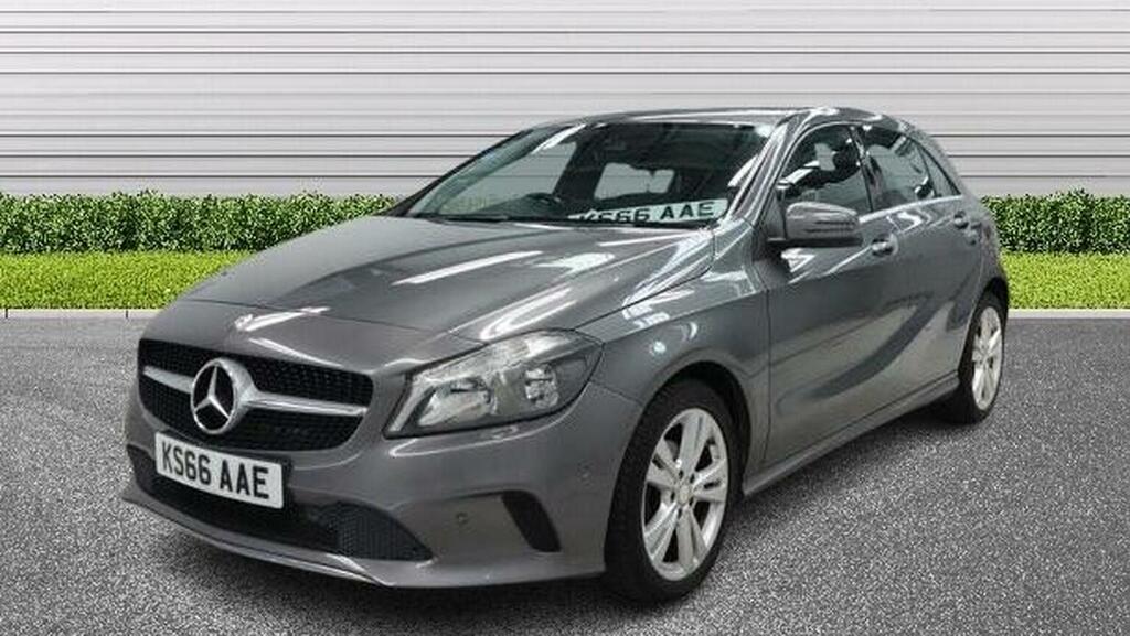 Mercedes-Benz A Class 1.5 A180d Sport Executive 7G-dct Euro 6 Ss KS66AAE Grey #2