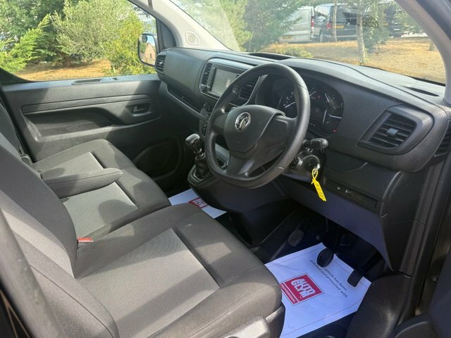 Vauxhall Vivaro Diesel Grey #9