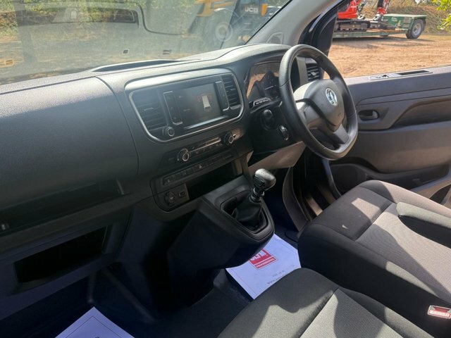 Vauxhall Vivaro Diesel Grey #14